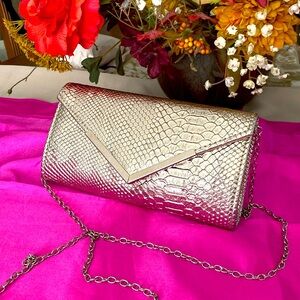 Evening gold / champagne clutch with detachable chain shoulder strap